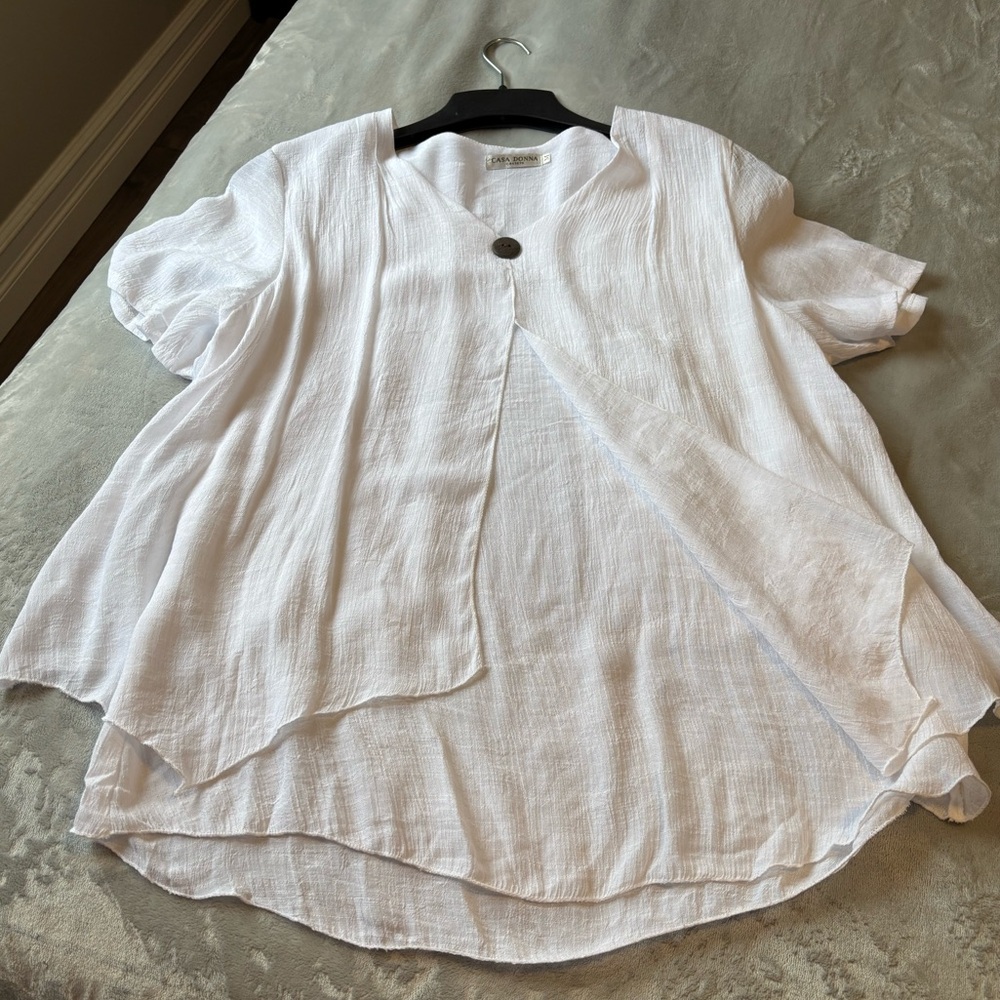 White Womans Blouse - Picture 4 of 7